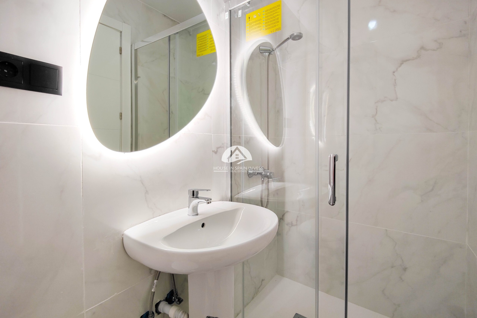 Resale - Apartment  - Torrevieja - Punta Prima  