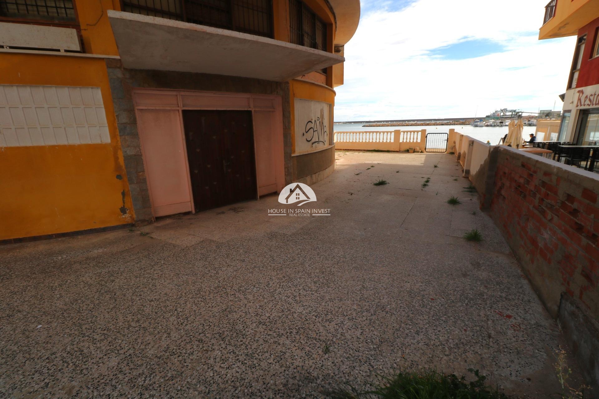 Resale - Commercial Unit - Torrevieja - Centro