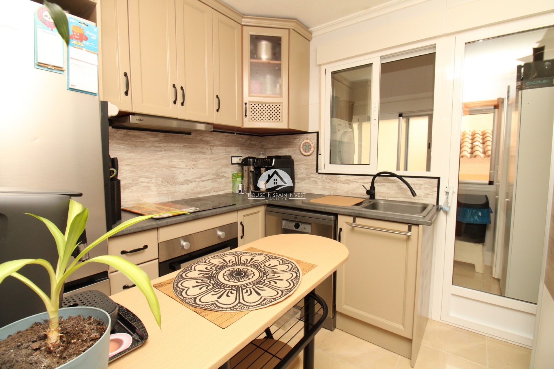 Resale - Townhouse - San Miguel de Salinas