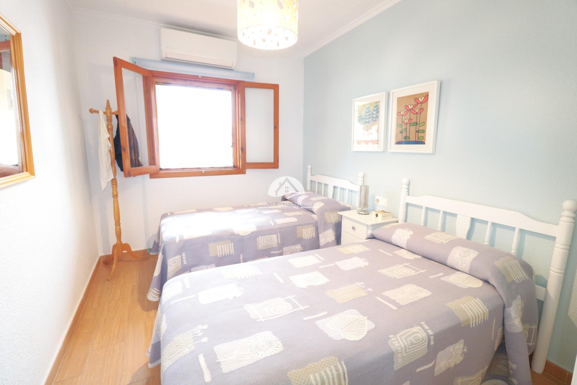 Resale - Townhouse - Torrevieja - Playa de los Naufragos