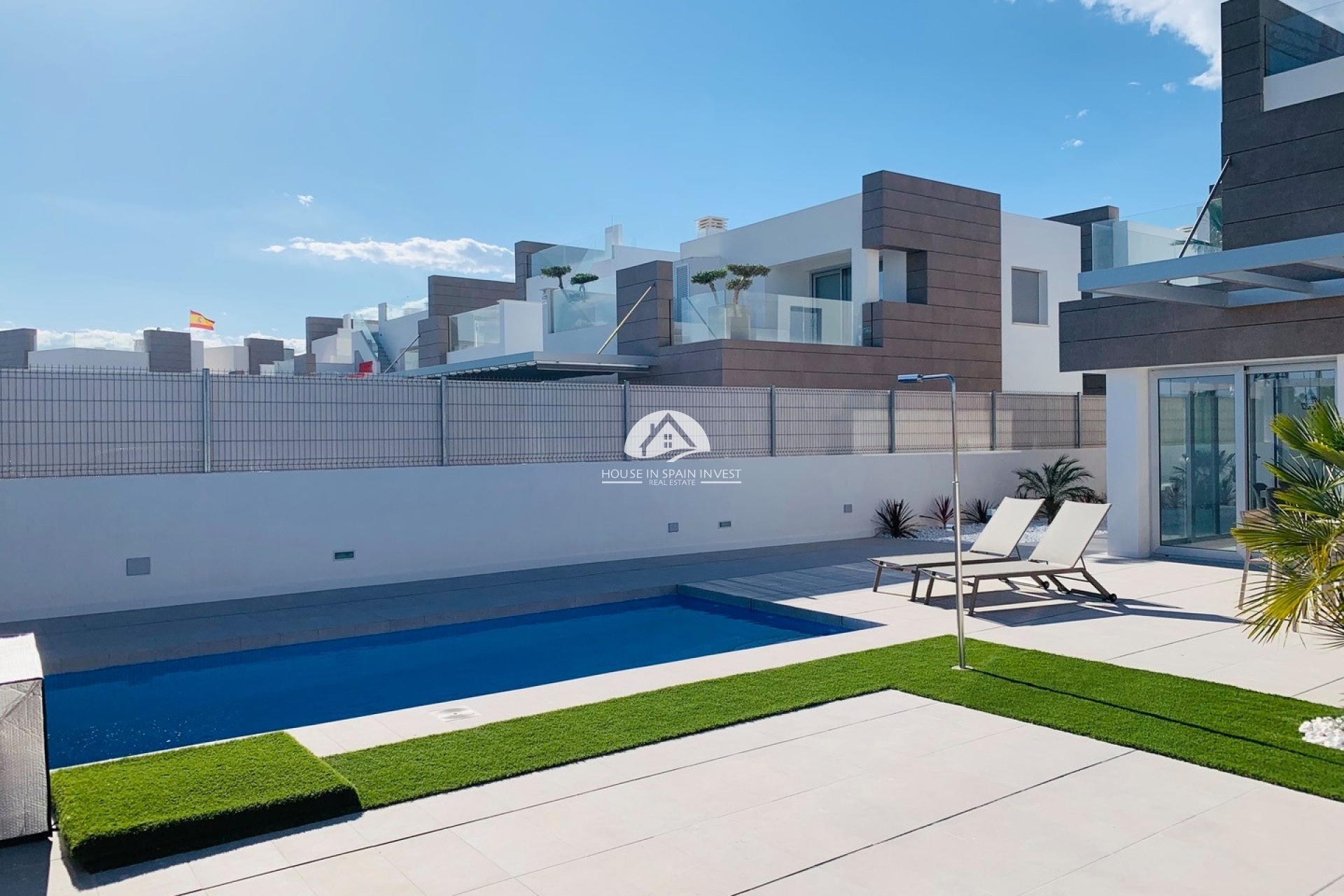 Resale - Villa - Guardamar del Segura - Guardamar - El Raso