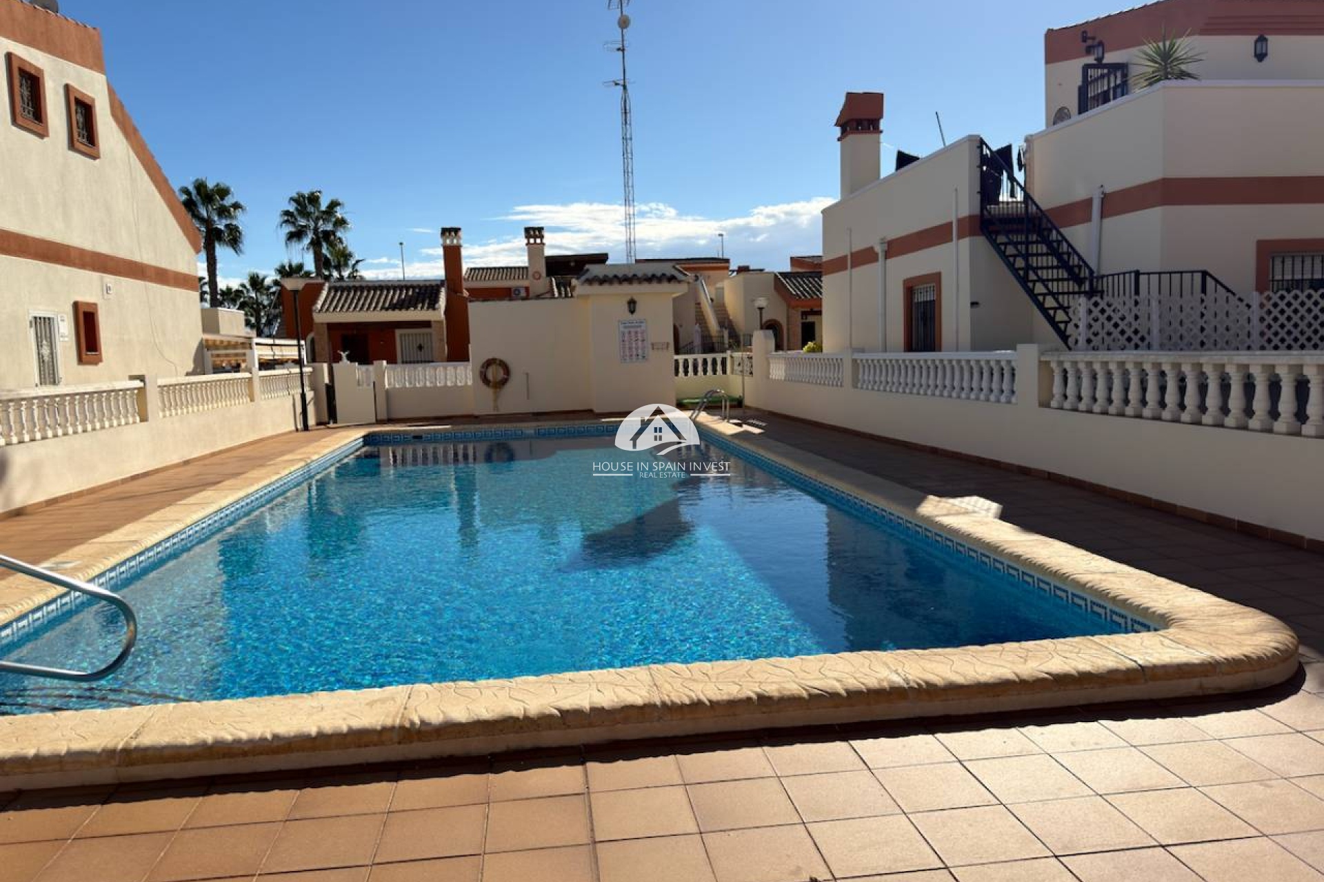 Resale - Villa - Guardamar del Segura - Guardamar - El Raso