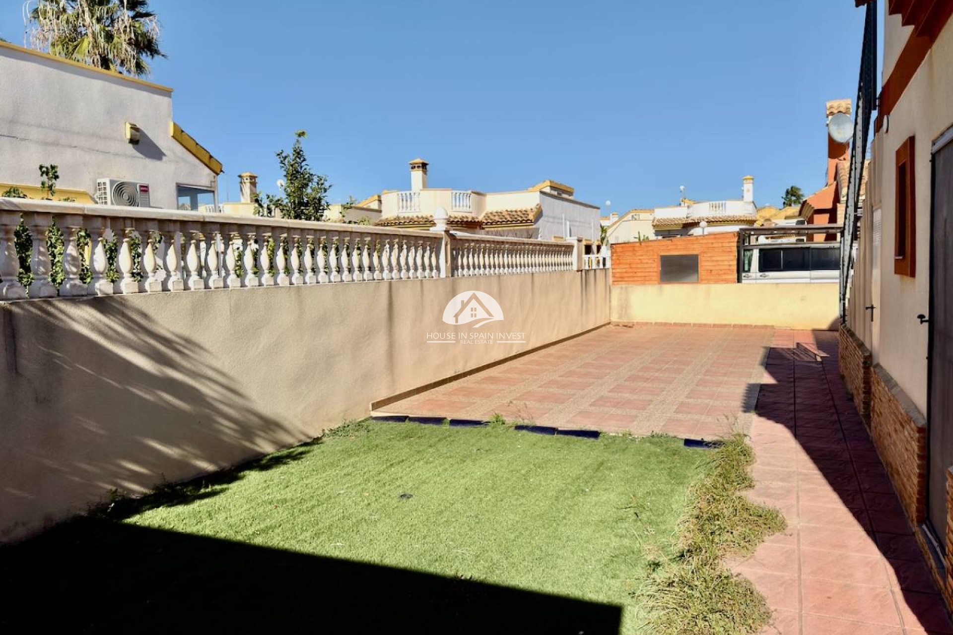 Resale - Villa - Guardamar del Segura - Guardamar - El Raso