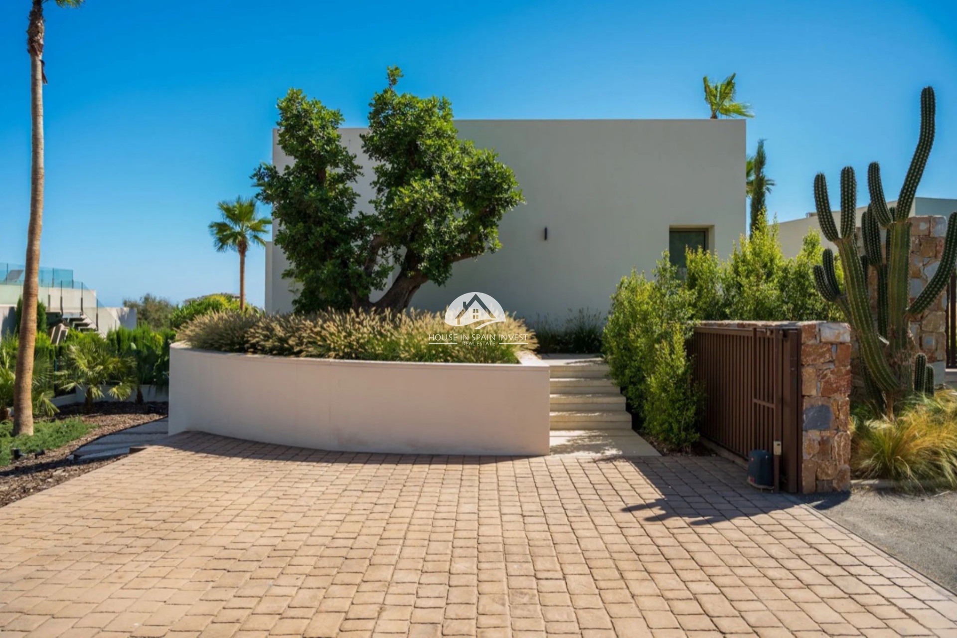Resale - Villa - Las Colinas Golf