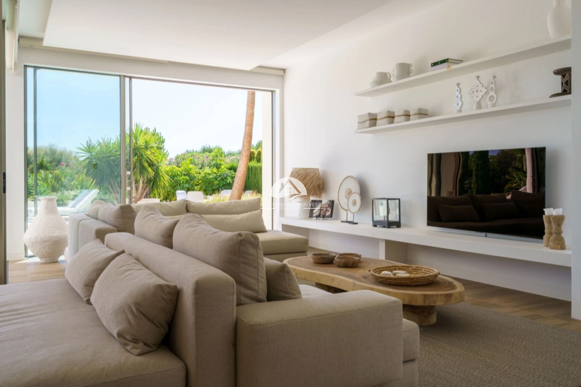 Resale - Villa - Las Colinas Golf