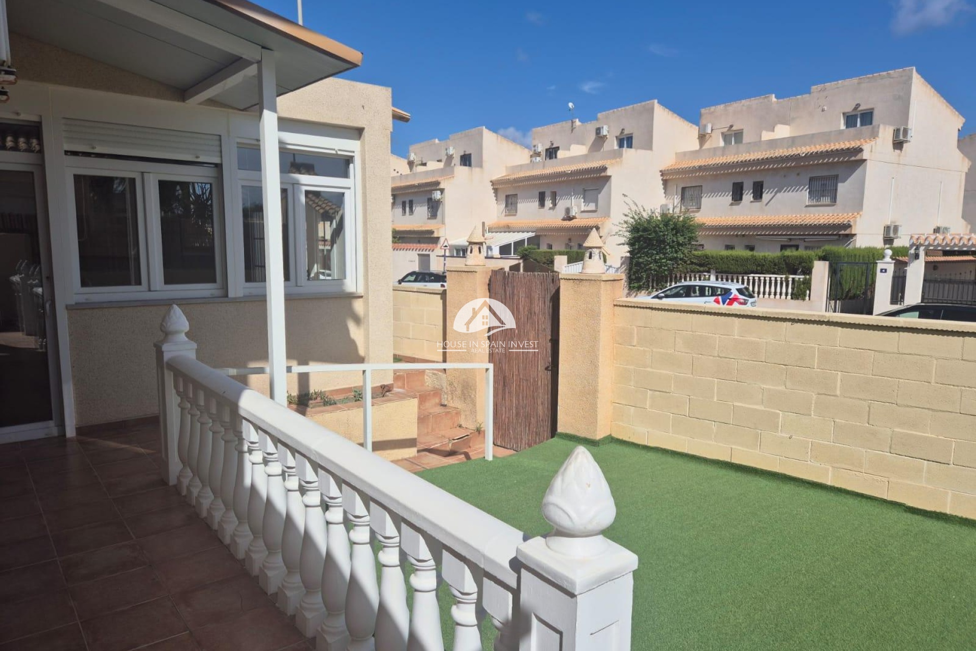Resale - Villa - Orihuela Costa - La Zenia