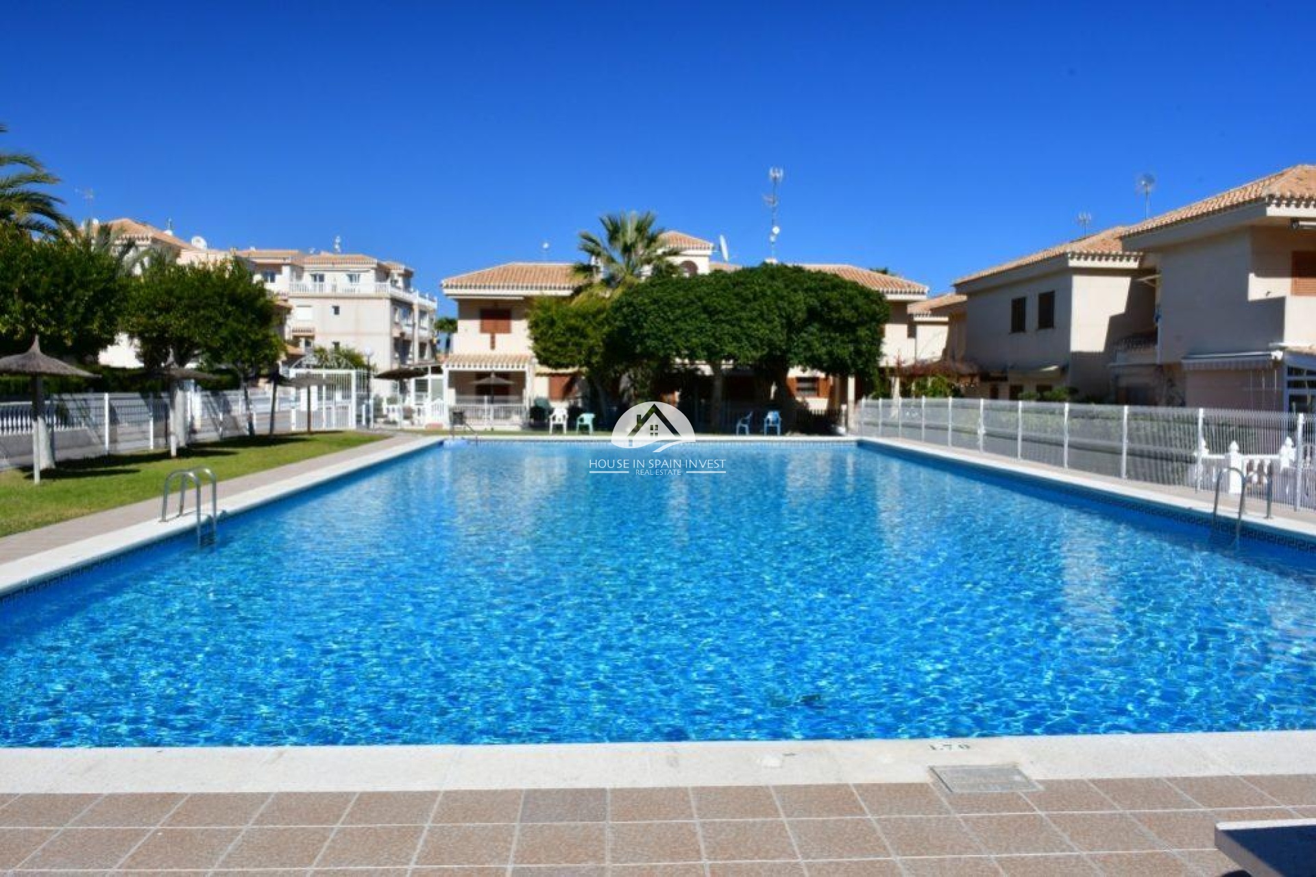 Resale - Villa - Orihuela Costa - La Zenia
