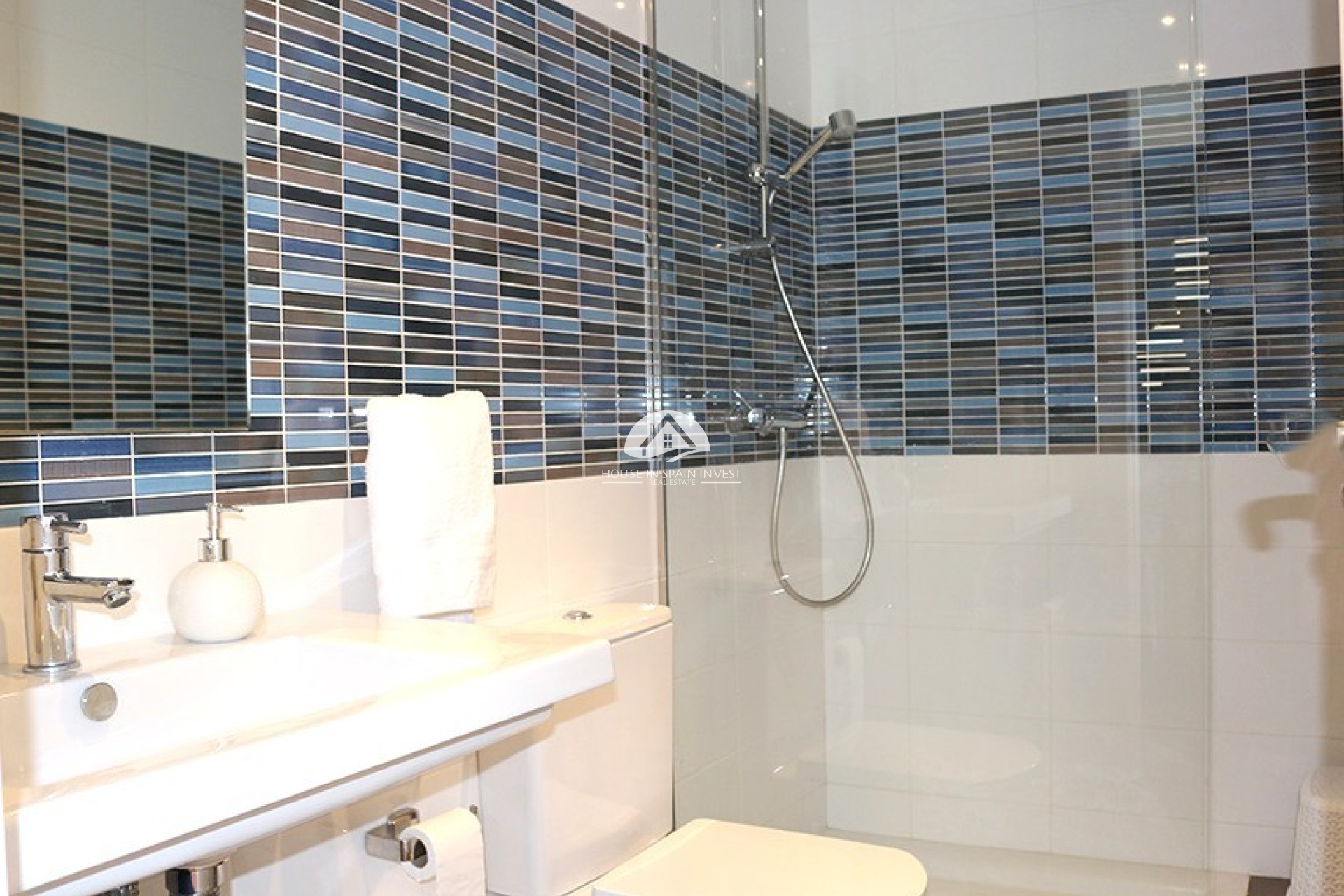 Resale - Villa - Orihuela Costa - La Zenia