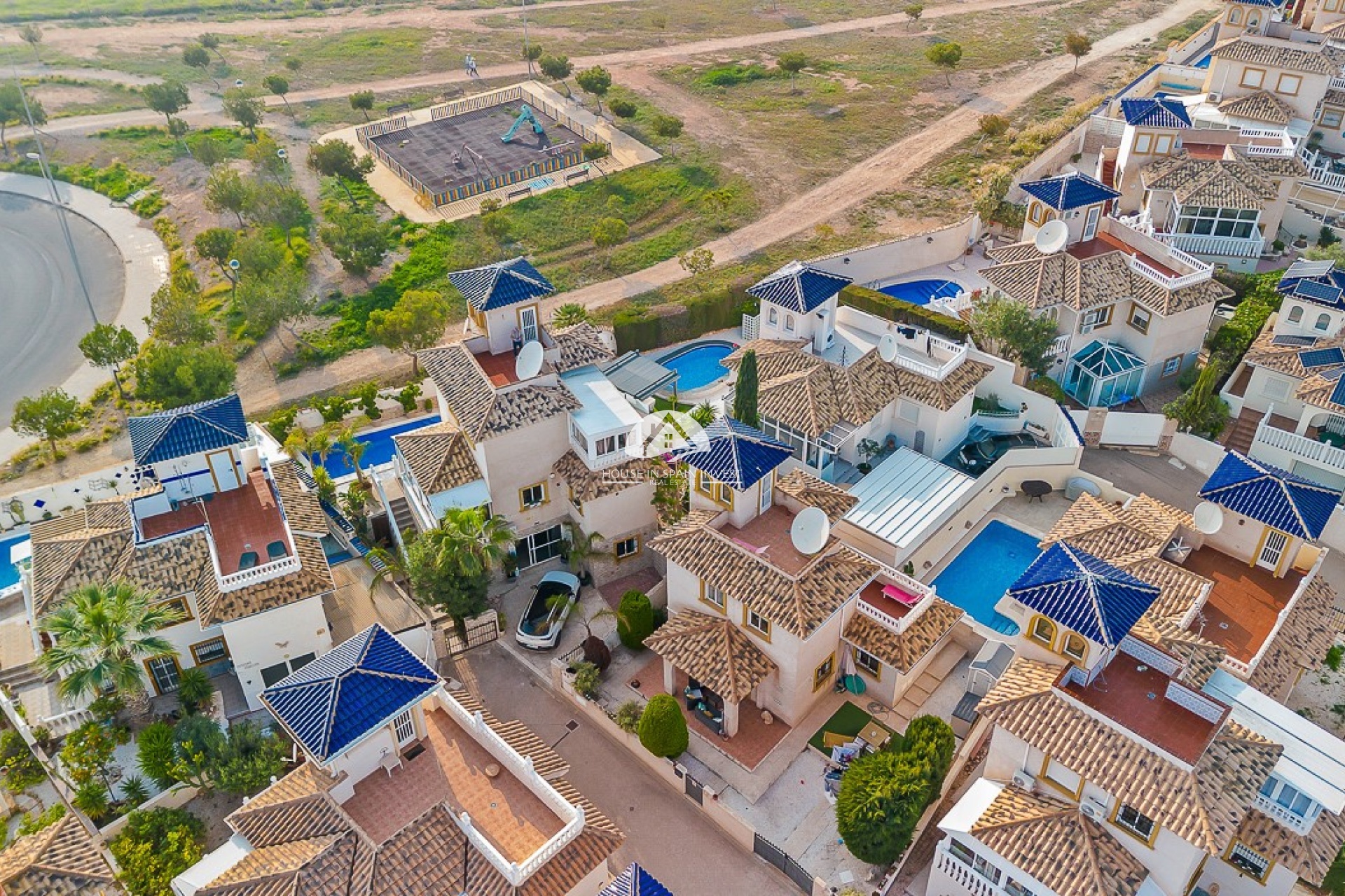 Resale - Villa - Orihuela Costa - Playa Flamenca