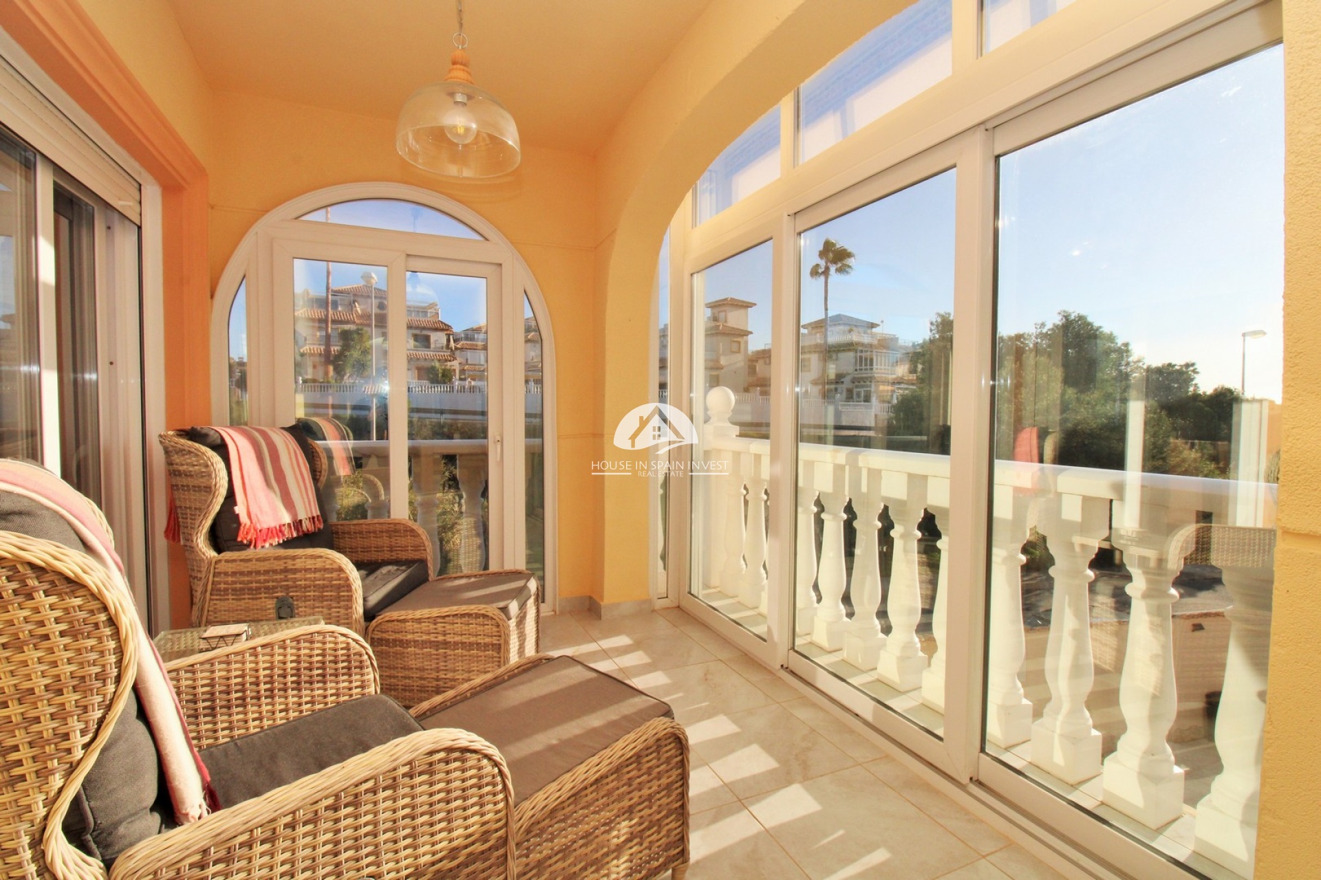 Resale - Villa - Orihuela Costa - Playa Flamenca