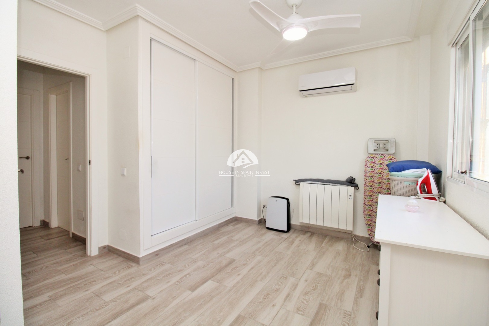 Resale - Villa - Orihuela Costa - Playa Flamenca