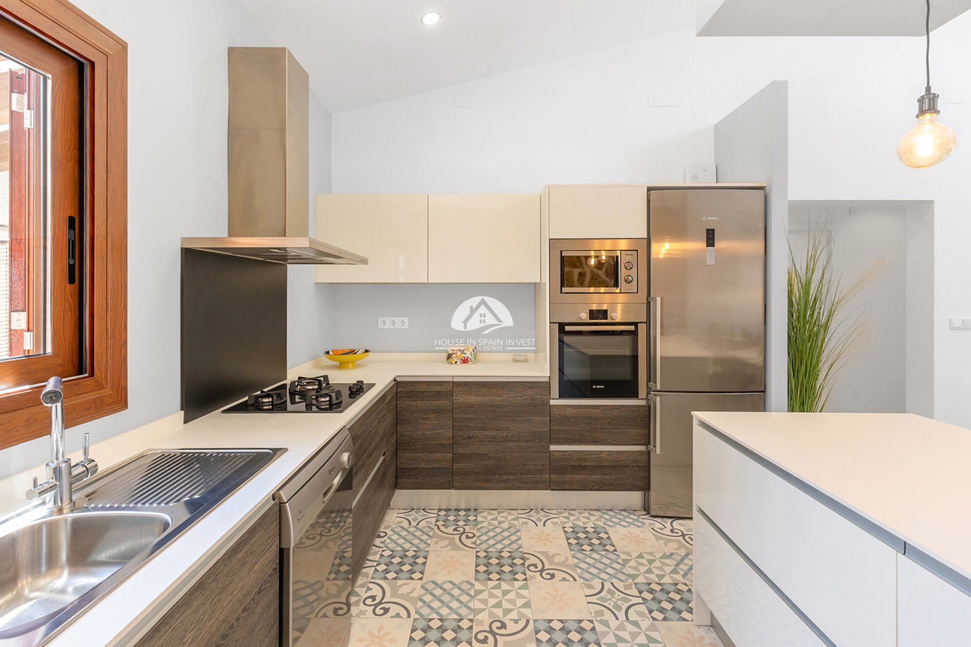 Resale - Villa - Orihuela Costa - Punta Prima  