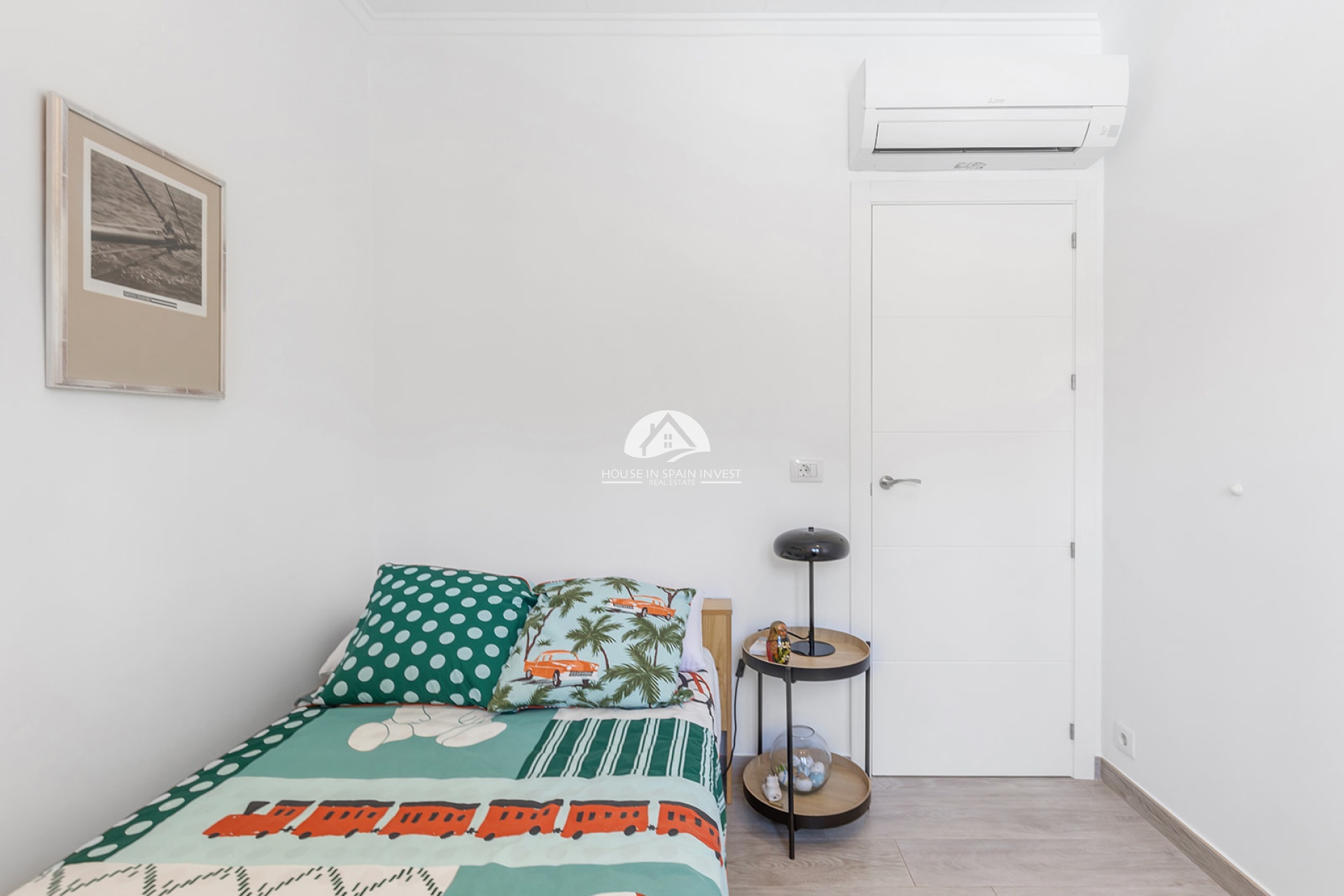 Resale - Villa - Orihuela Costa - Punta Prima  