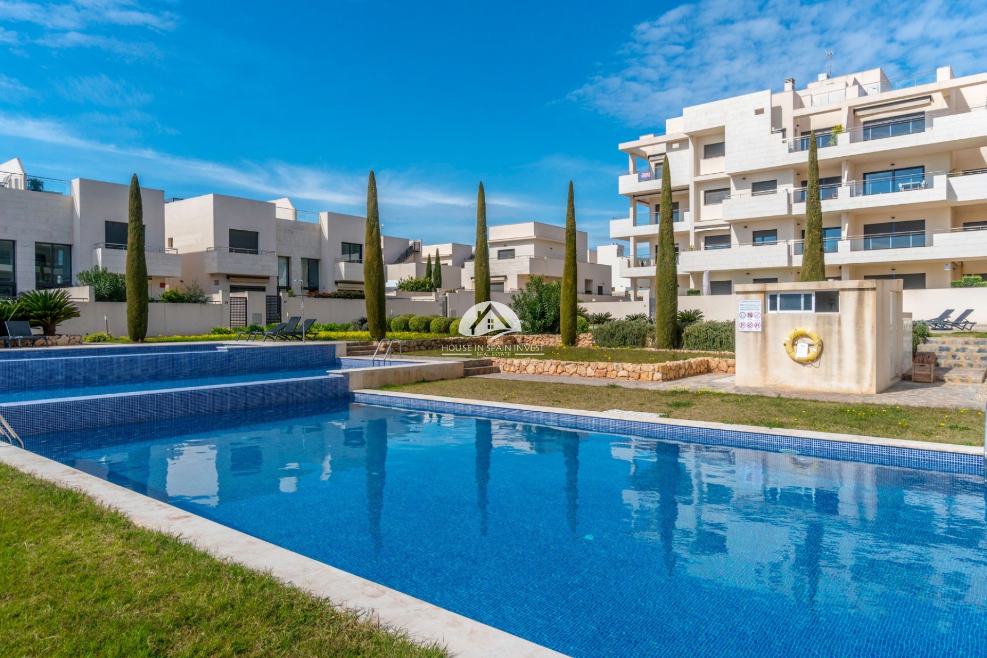 Resale - Villa - Orihuela Costa - Villamartín