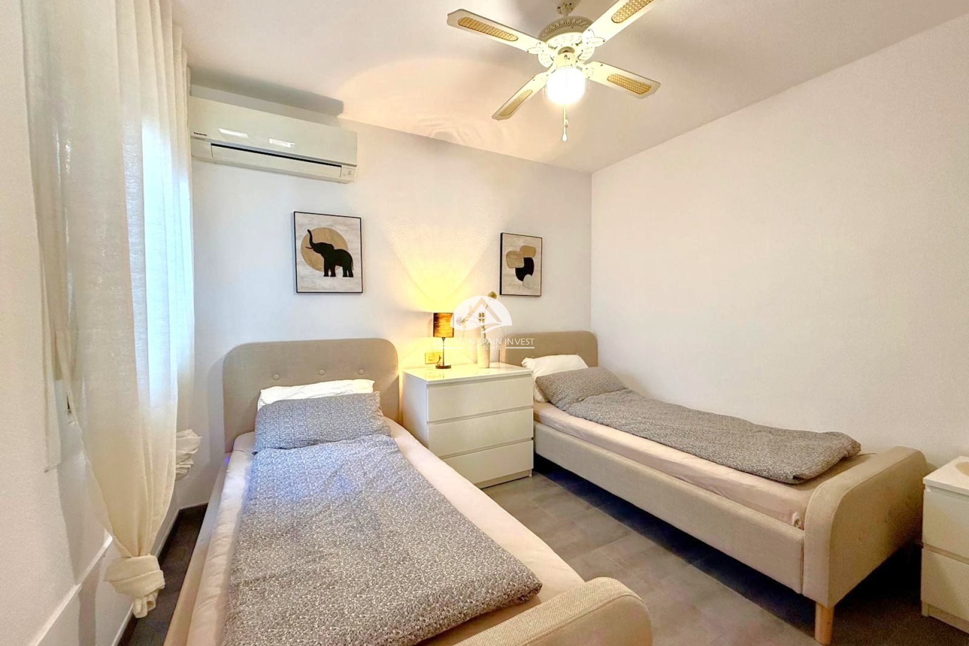 Resale - Villa - Orihuela Costa - Villamartín