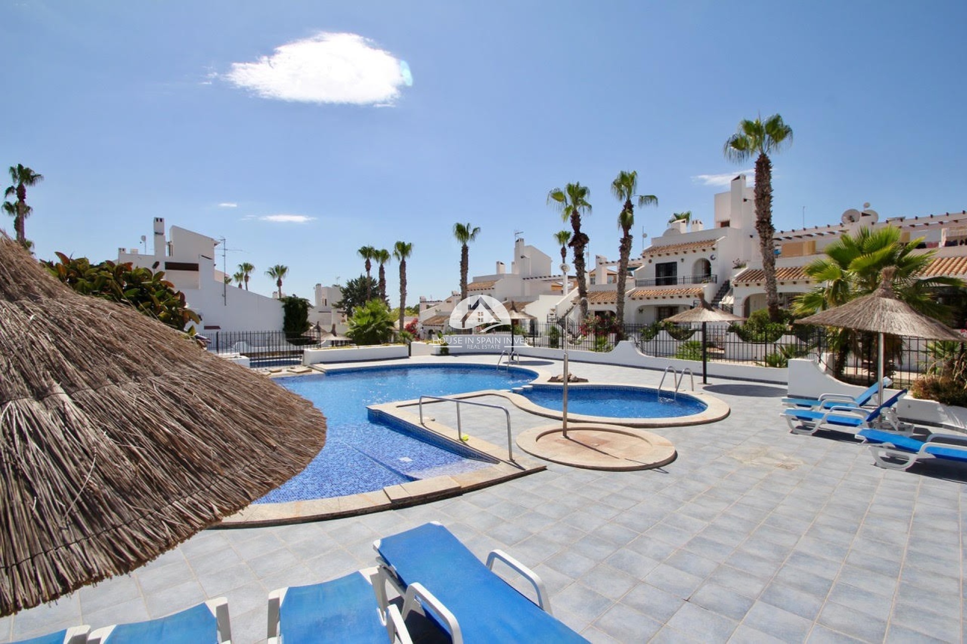 Resale - Villa - Orihuela Costa - Villamartín