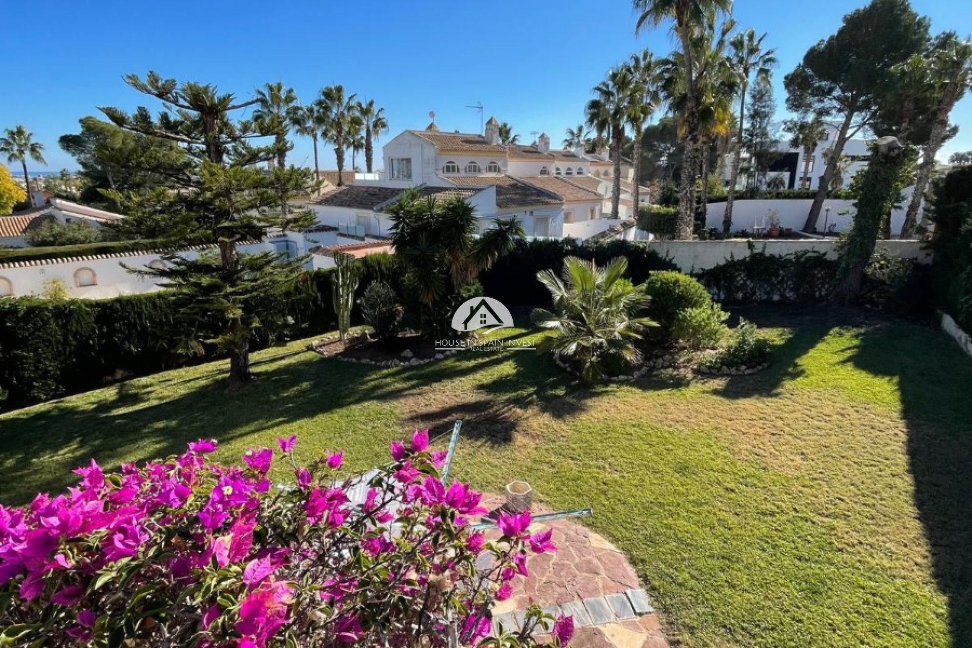 Resale - Villa - Orihuela Costa - Villamartín