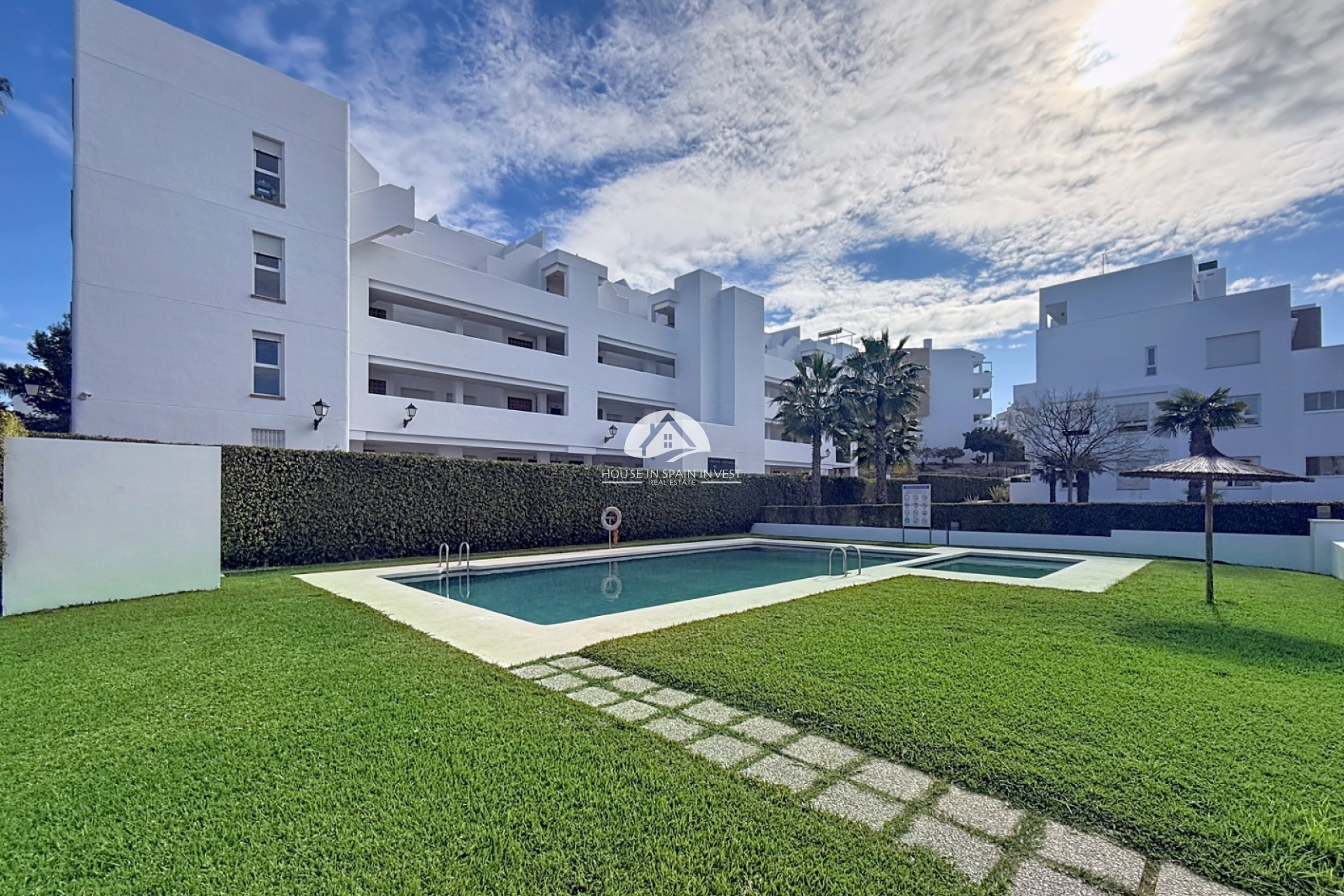 Resale - Villa - Orihuela Costa - Villamartín
