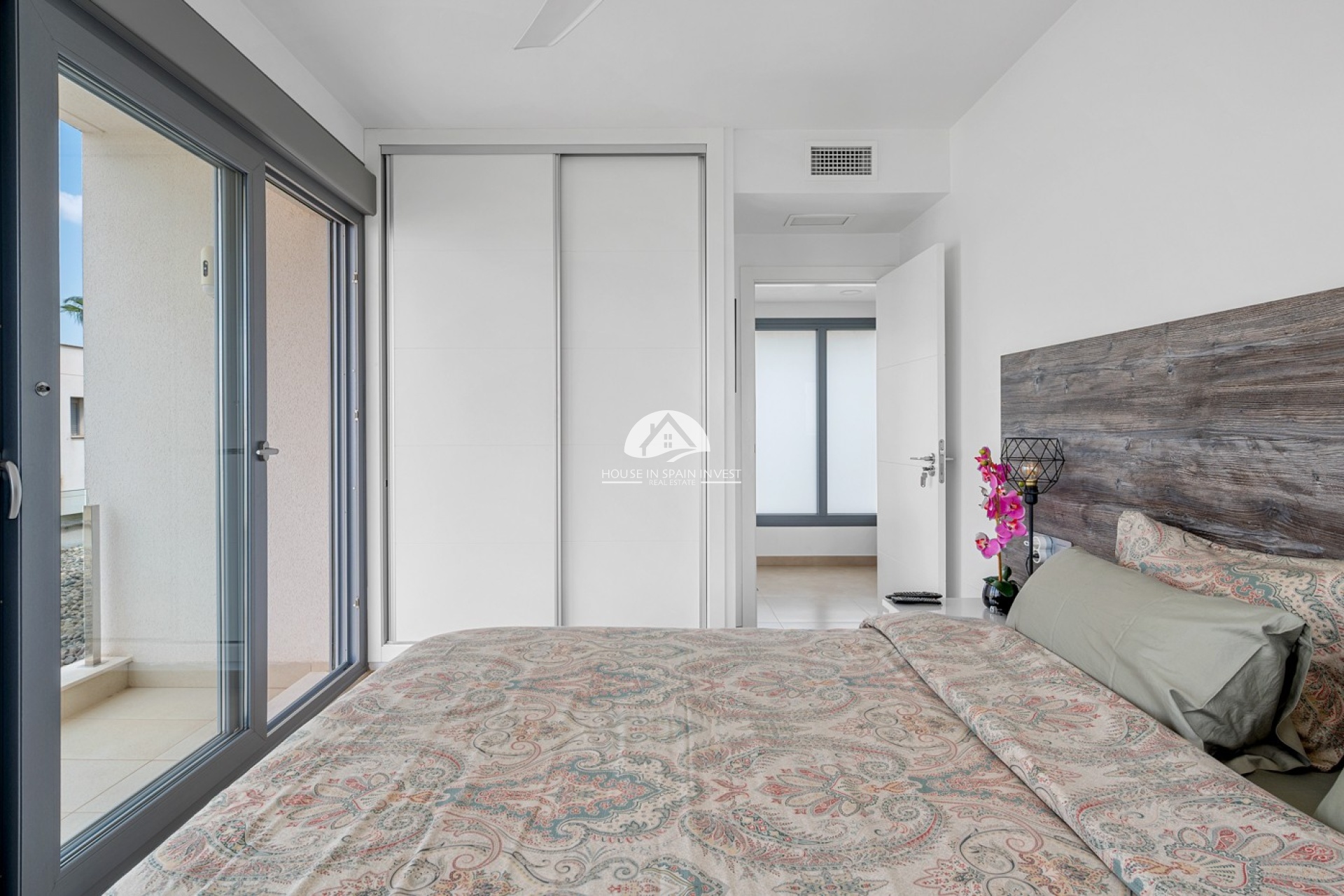 Resale - Villa - Orihuela Costa - Vistabella