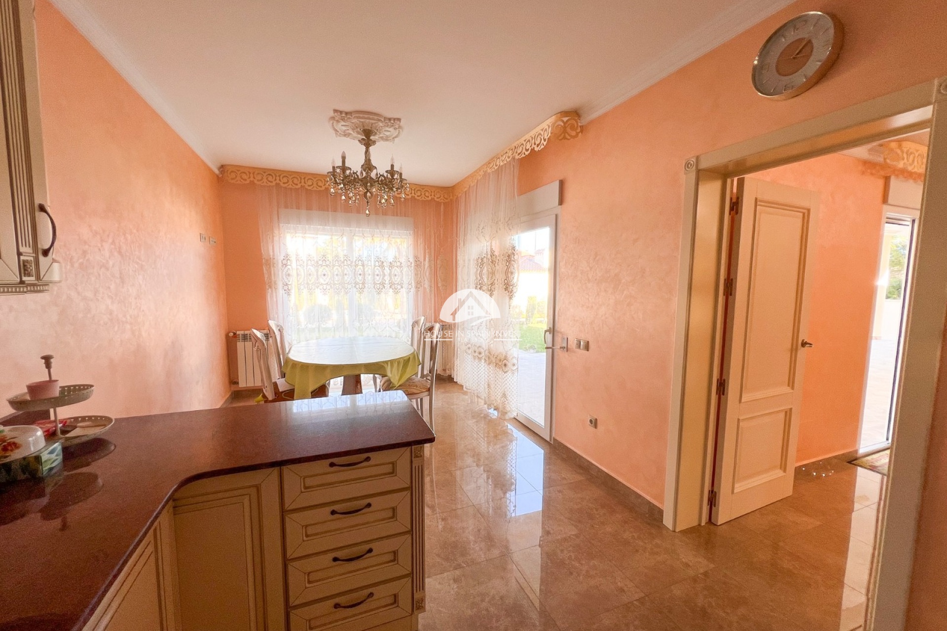 Resale - Villa - Orihuela Costa