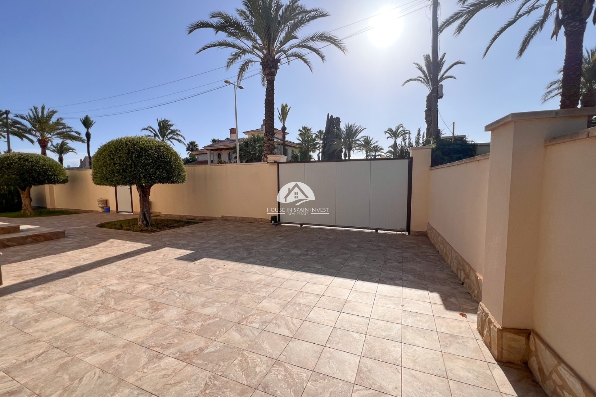 Resale - Villa - Orihuela Costa