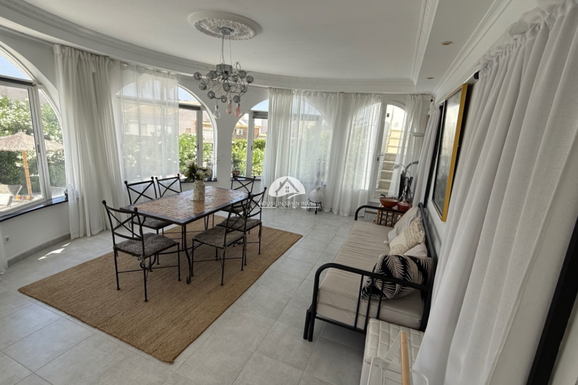 Resale - Villa - Torrevieja - Costa Blanca