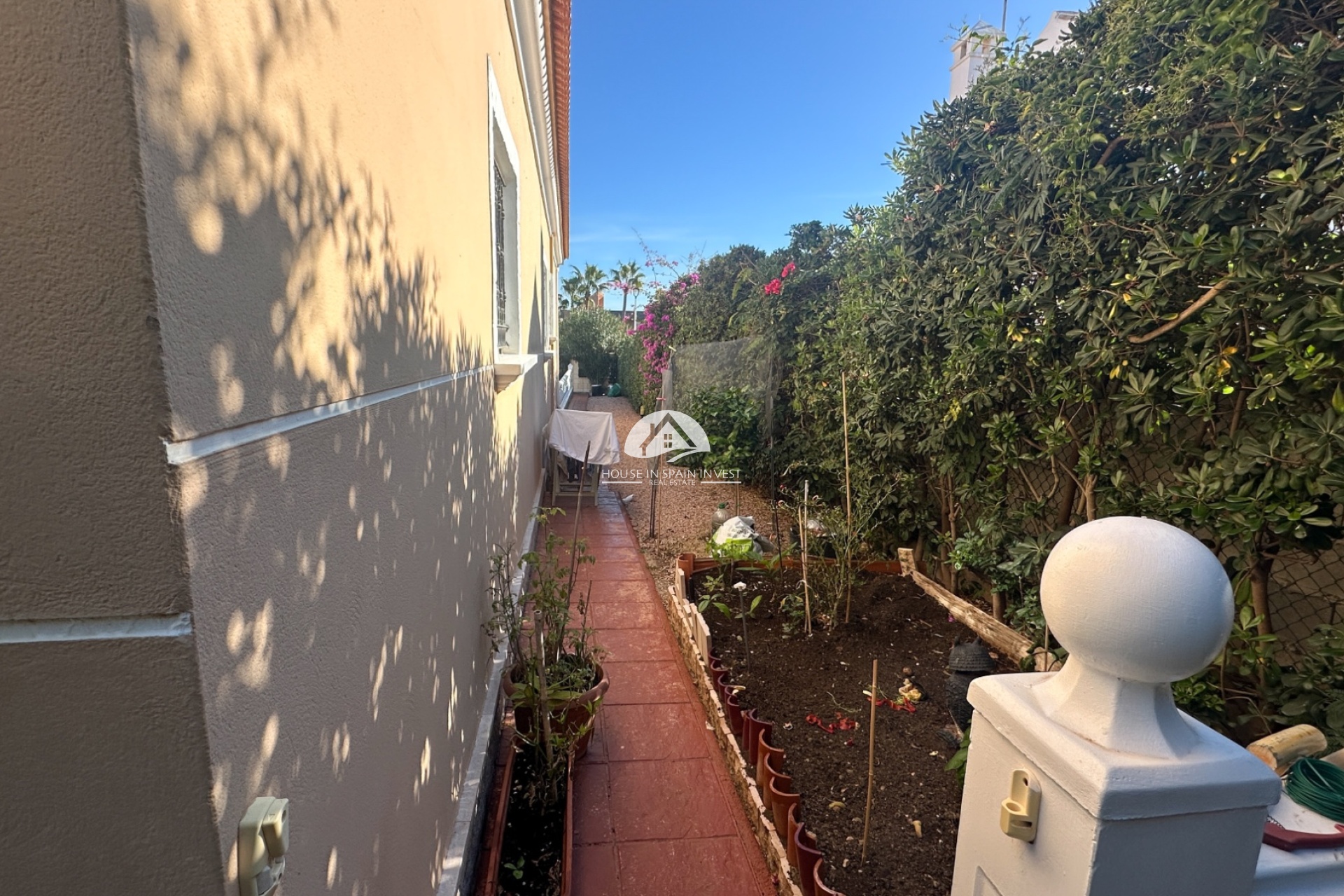 Resale - Villa - Torrevieja - La Mata