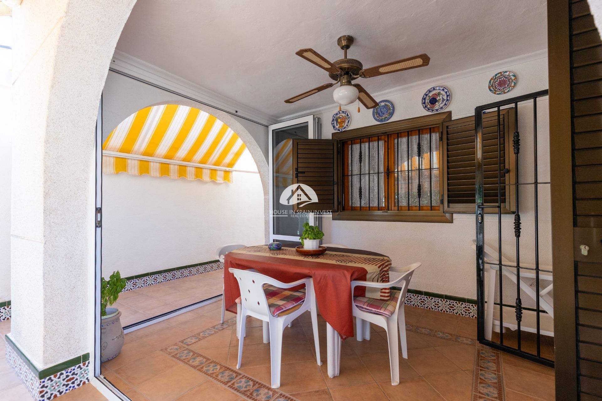 Resale - Villa - Torrevieja - La Mata