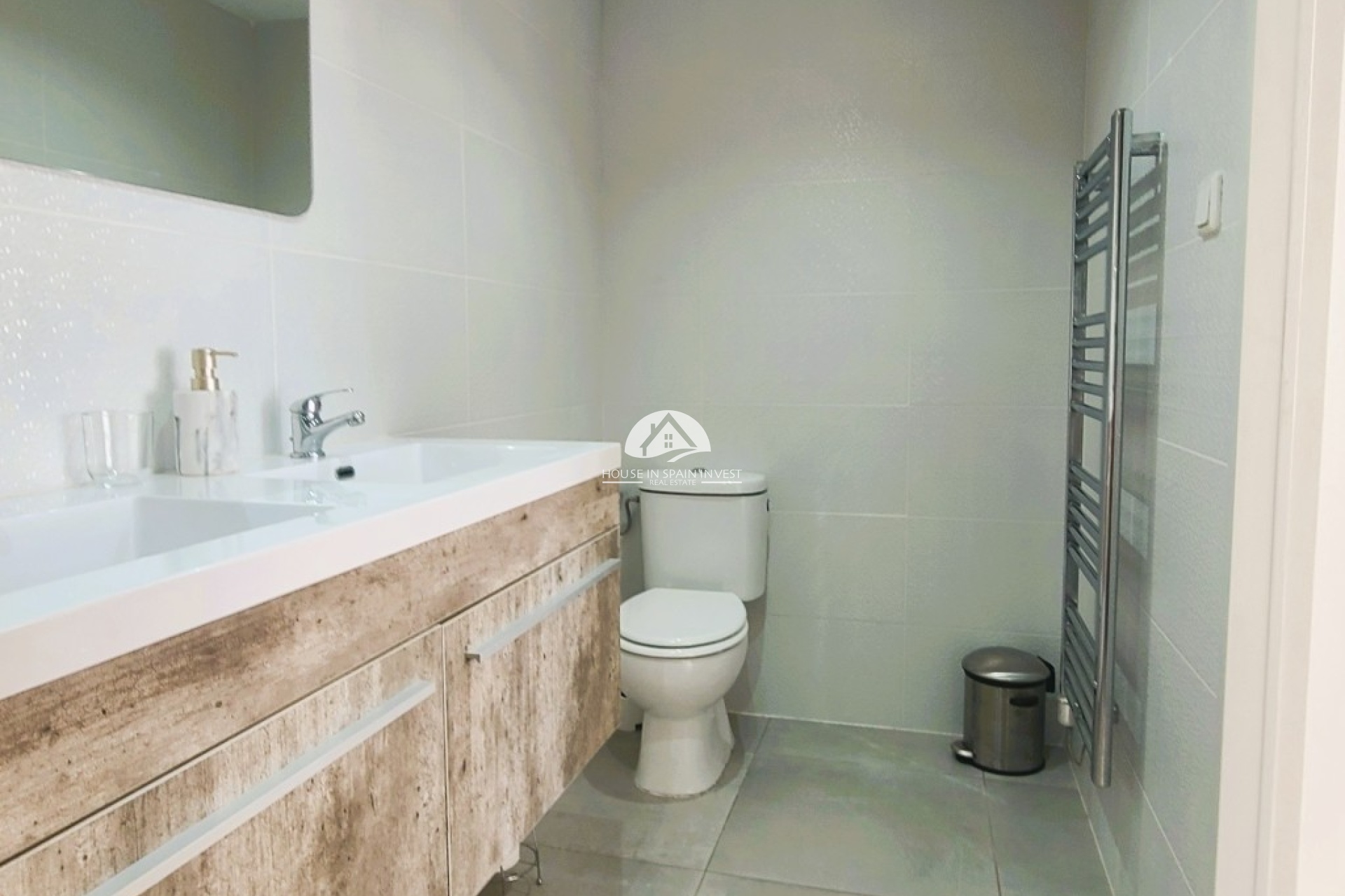 Resale - Villa - Torrevieja - Los Balcones  