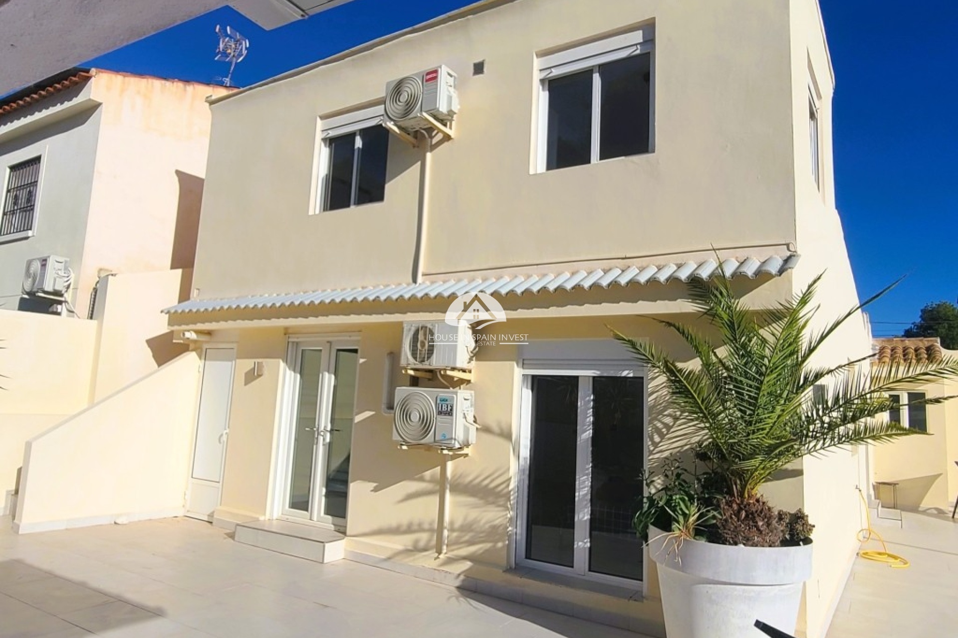 Resale - Villa - Torrevieja - Los Balcones  