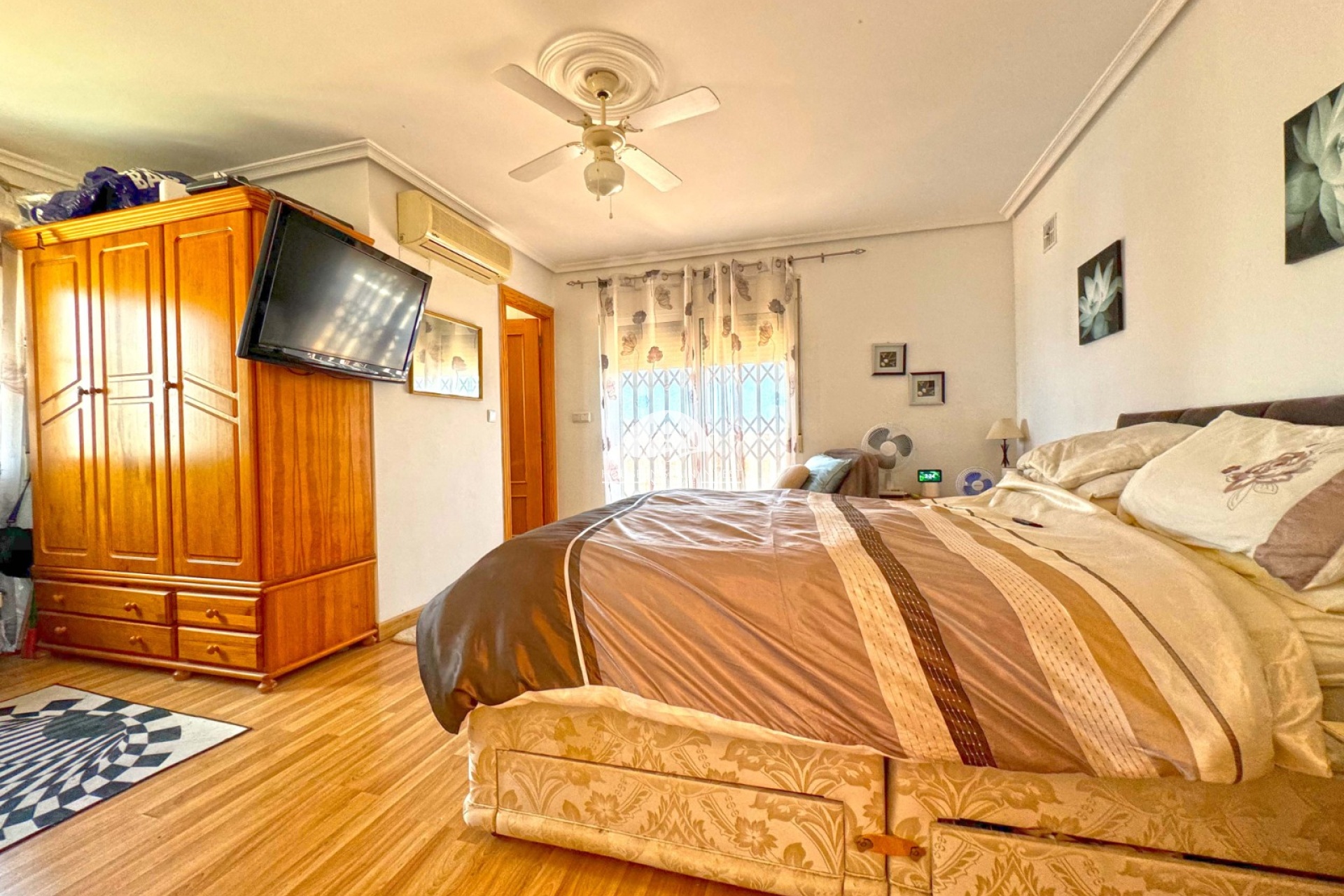 Resale - Villa - Torrevieja - Los Balcones  