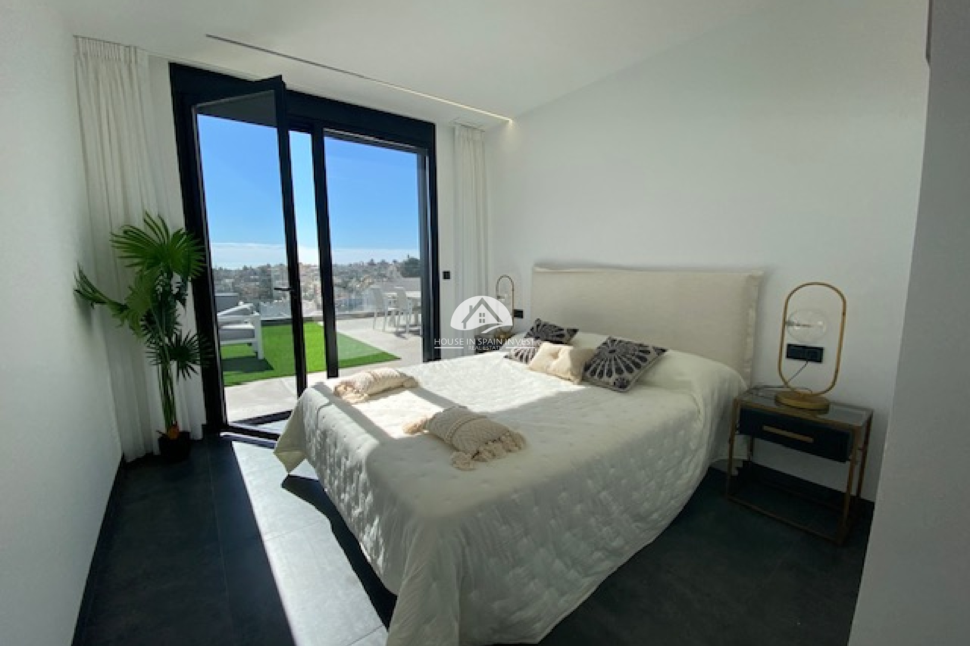 Resale - Villa - Torrevieja - Los Balcones  