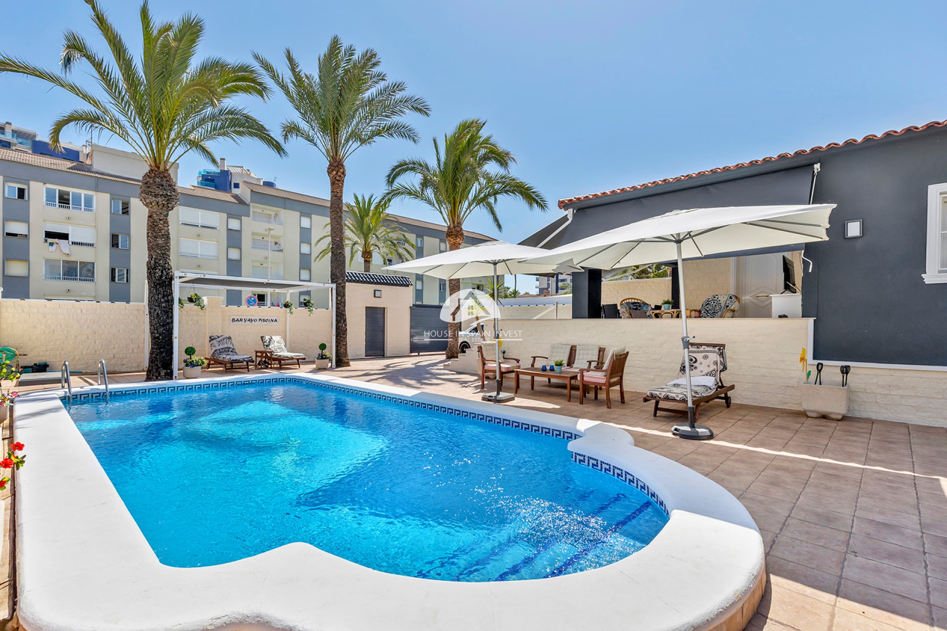 Resale - Villa - Torrevieja - Punta Prima  