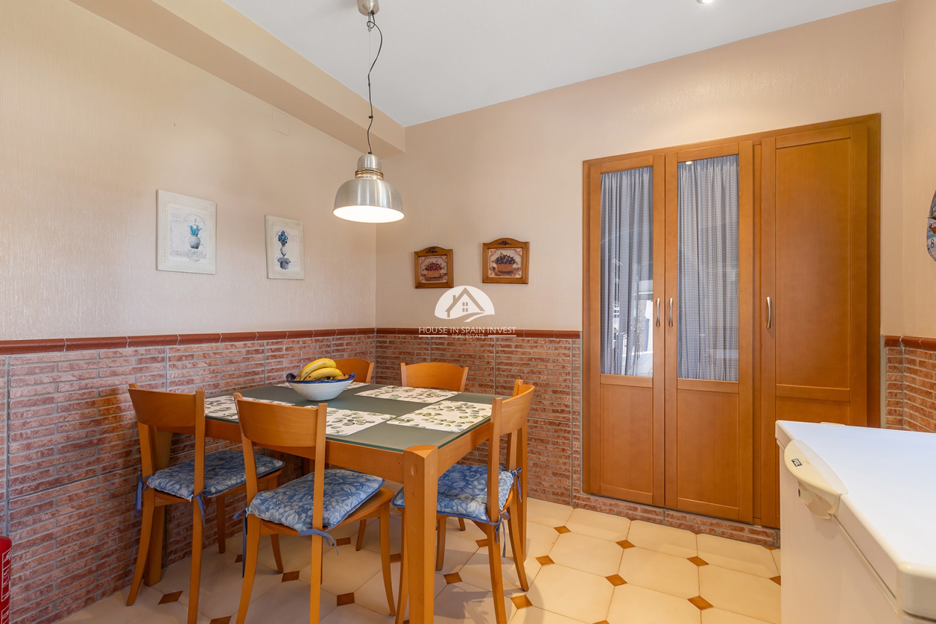 Resale - Villa - Torrevieja - Punta Prima  