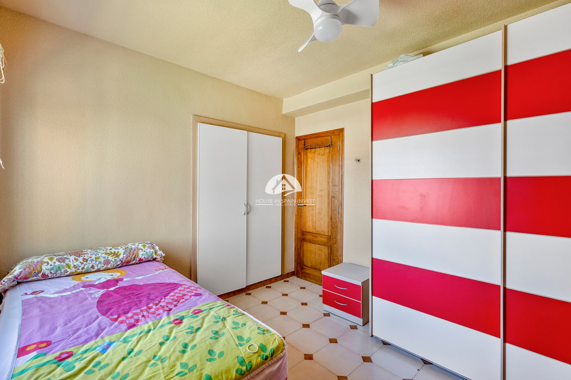 Resale - Villa - Torrevieja - Punta Prima  