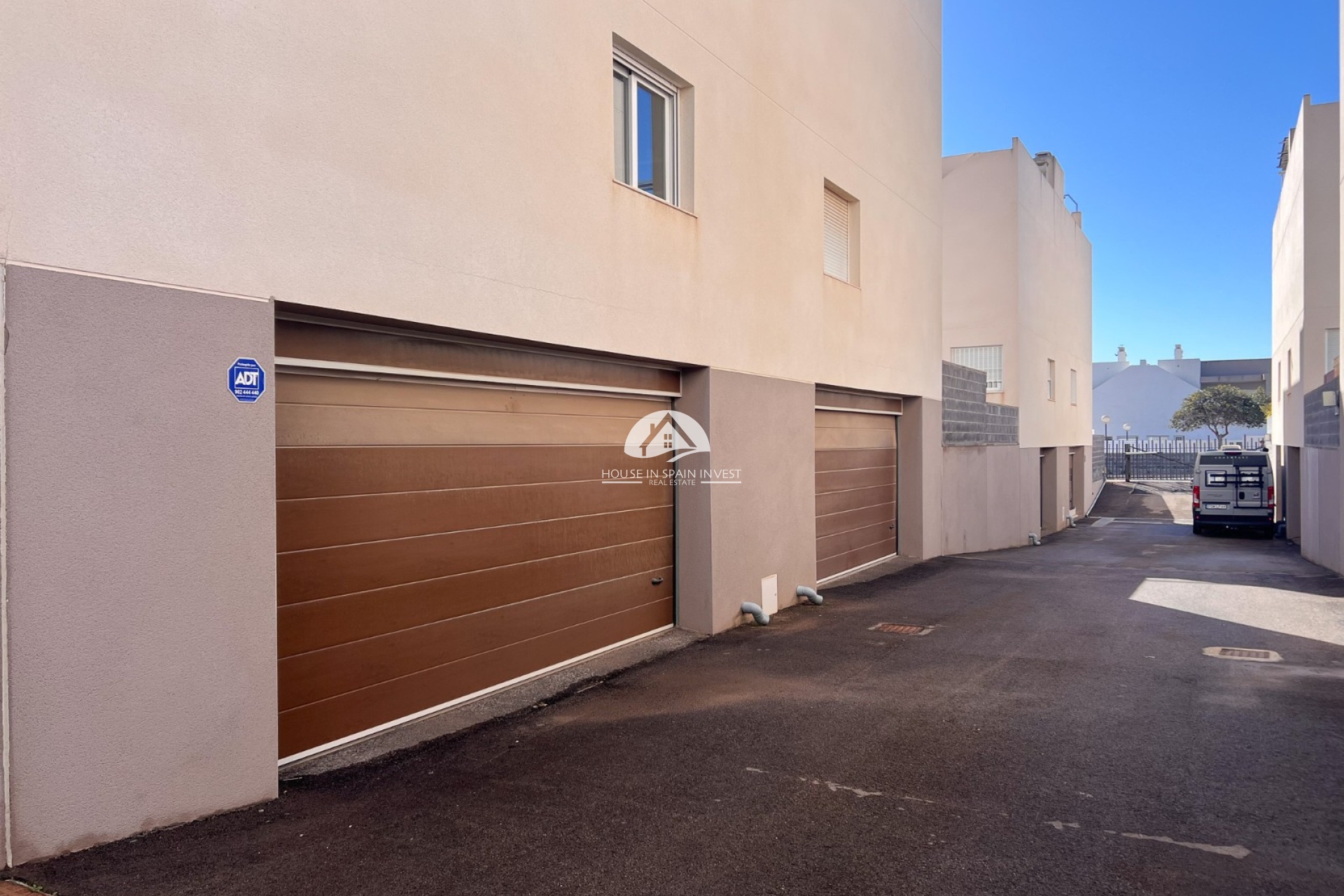 Resale - Villa - Torrevieja