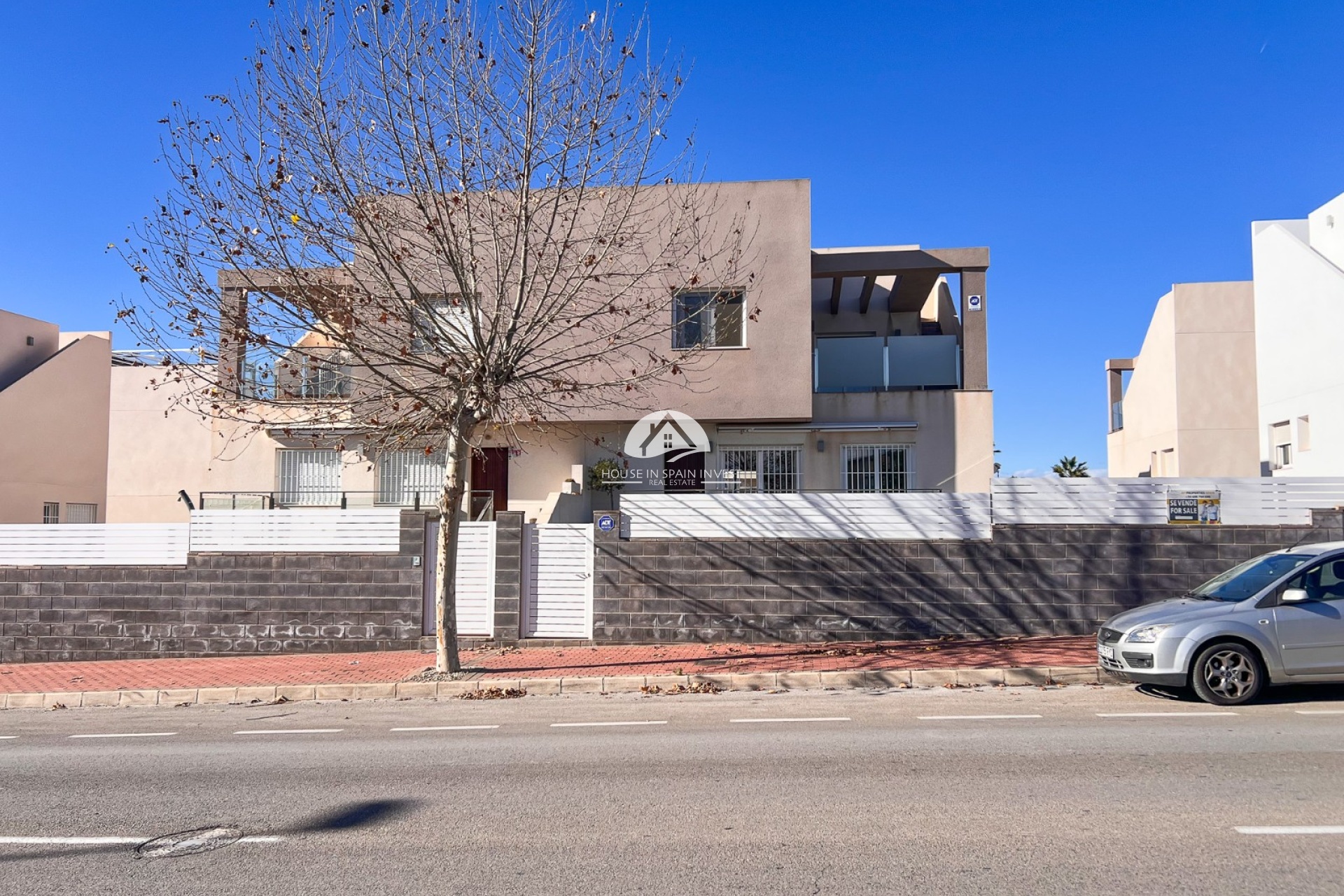 Resale - Villa - Torrevieja