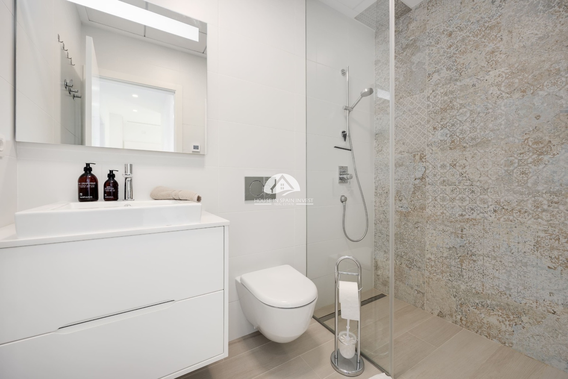 Reventa - Apartamento - Las Colinas Golf