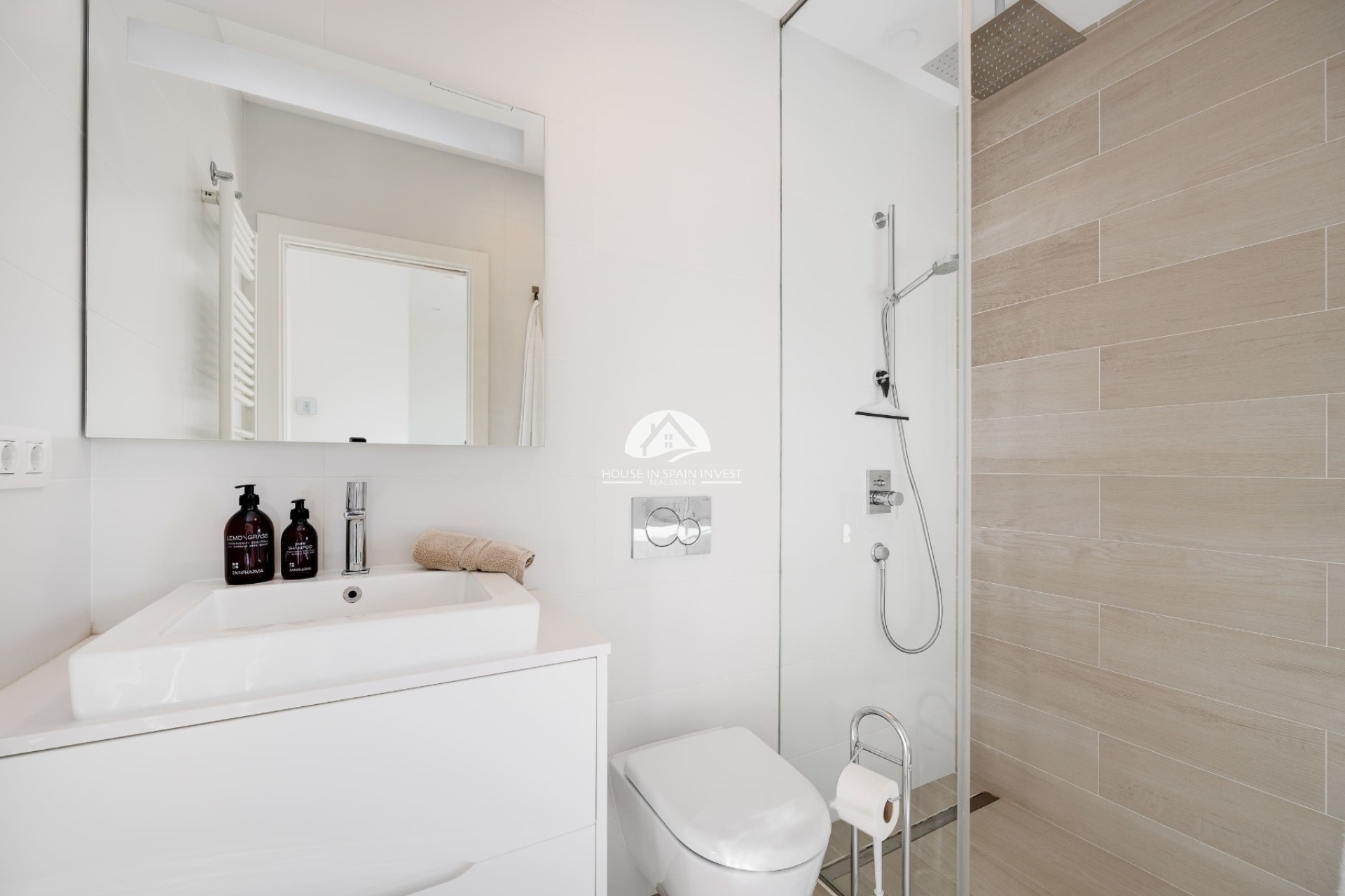 Reventa - Apartamento - Las Colinas Golf