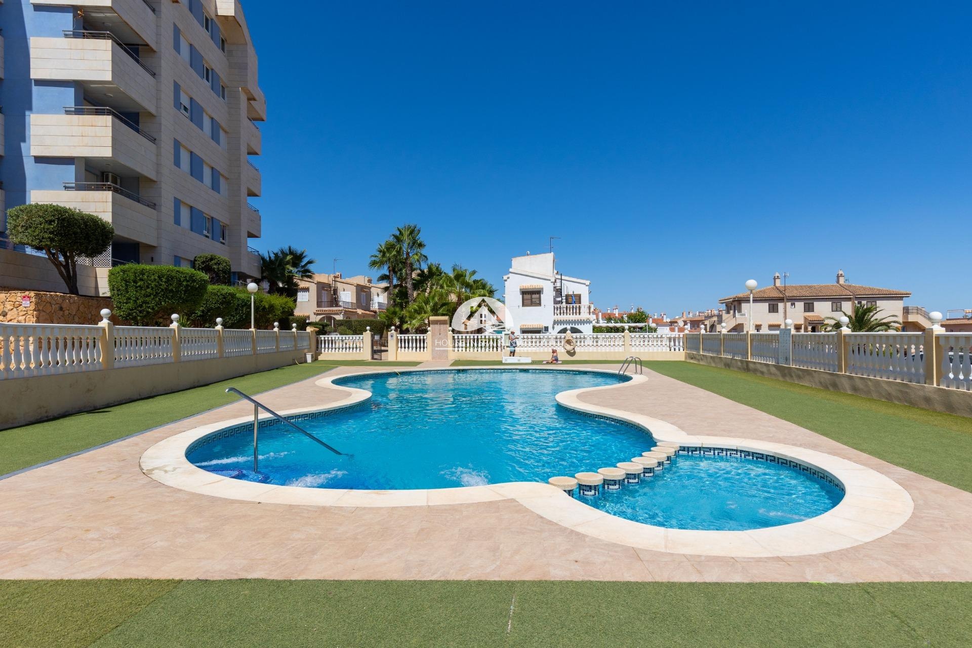 Reventa - Chalet - Torrevieja - La Mata