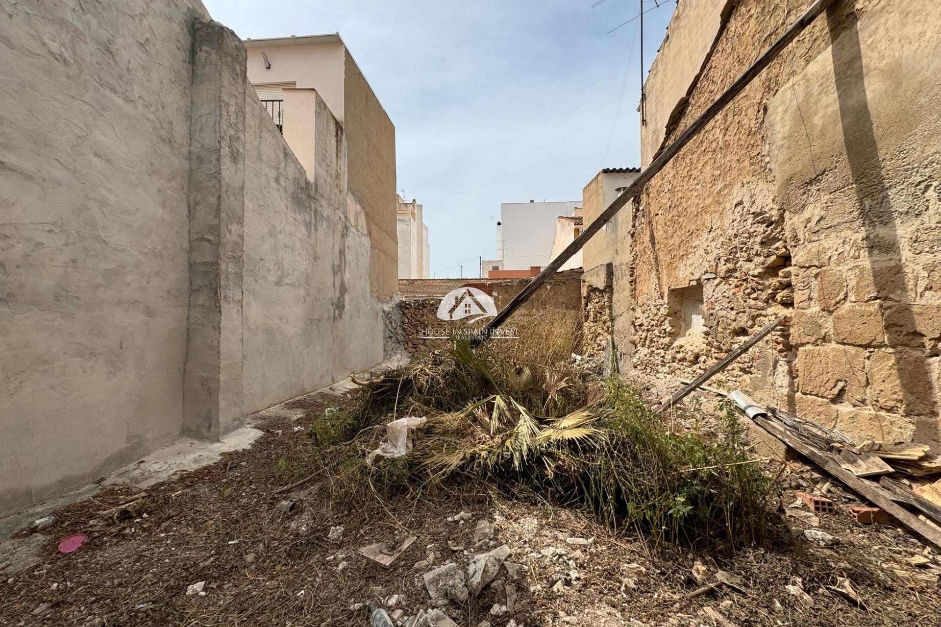 Reventa - Parcela / Terreno - Torrevieja - Centro