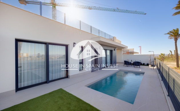 Villa - Nieuwbouw   - Torrevieja - Torrevieja