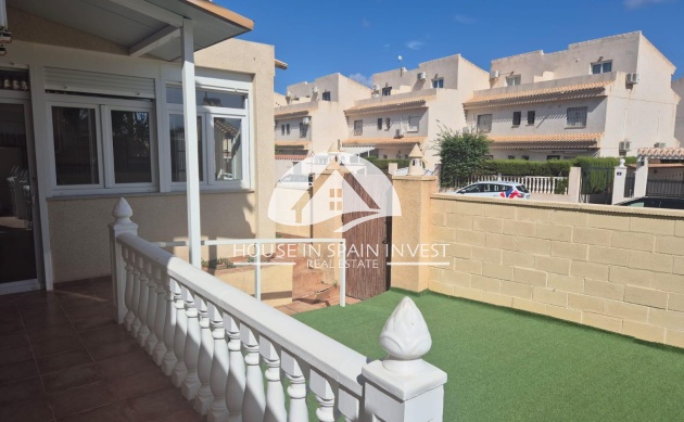 Villa - Resale - Orihuela Costa - La Zenia