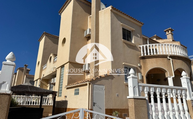 Villa - Resale - Orihuela Costa - Villamartín
