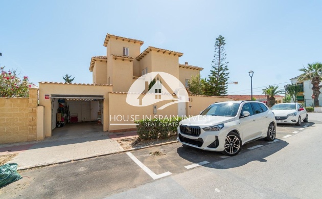Villa - Resale - Torrevieja - La Mata