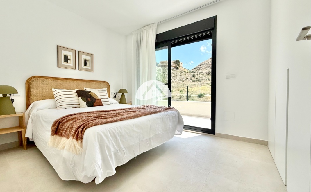 Obra nueva - Adosado - Cox