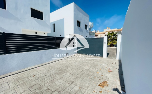 Nieuwbouw   - Villa - Torrevieja