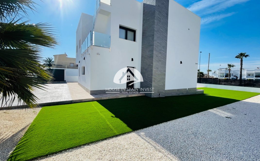 Nieuwbouw   - Villa - Torrevieja