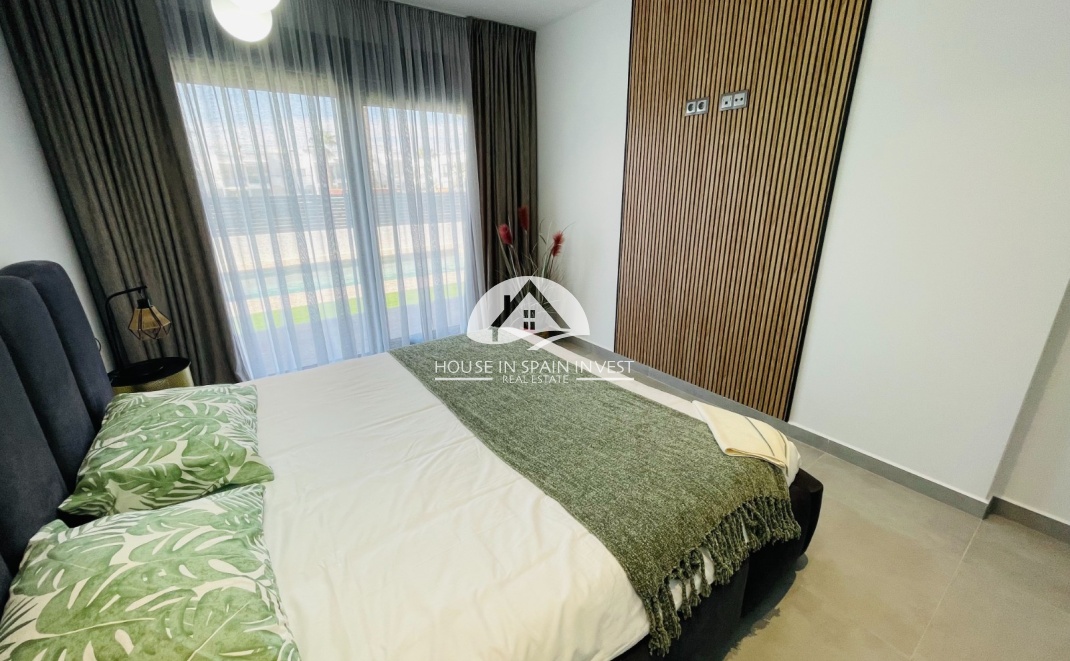 Nieuwbouw   - Villa - Torrevieja