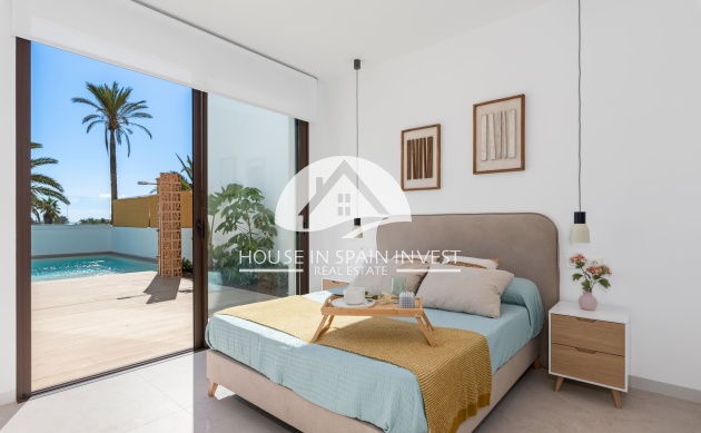 Obra nueva - Chalet - Los Alcázares